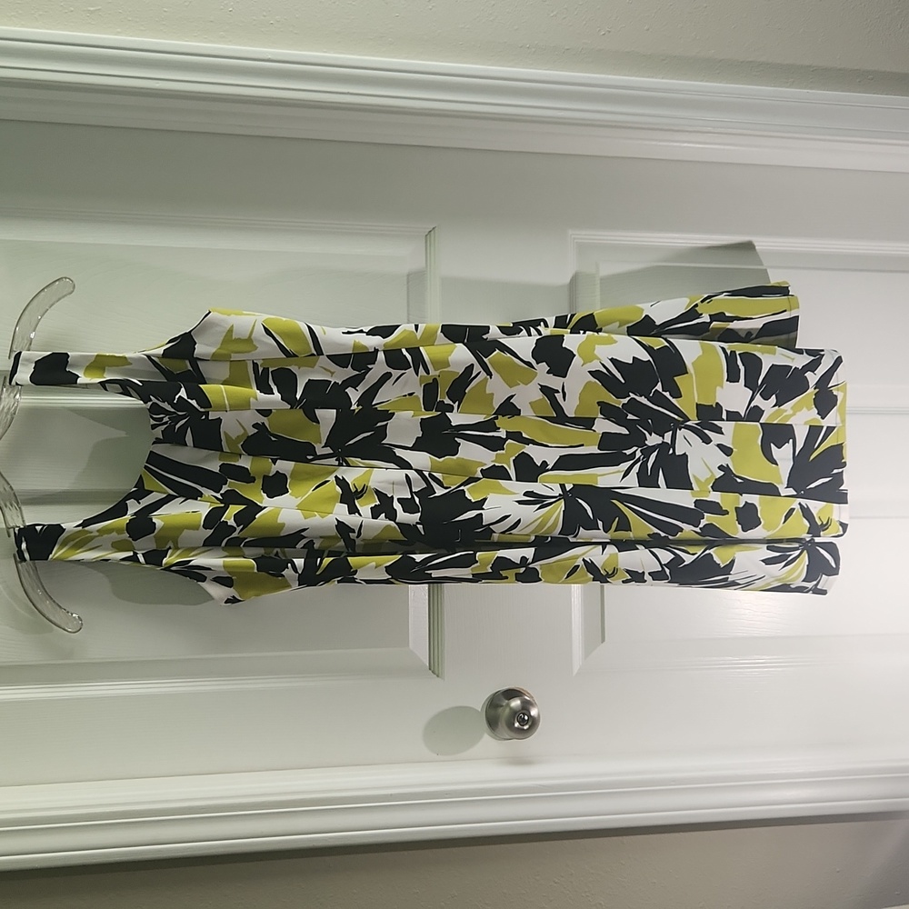 Ronni Nicole Yellow and Black Abstract Mini Dress - Picture 4 of 7